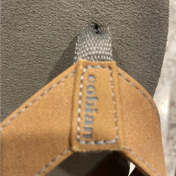 Cobian ARV2 Brown Flip Flops Youth - Picture 6 of 7